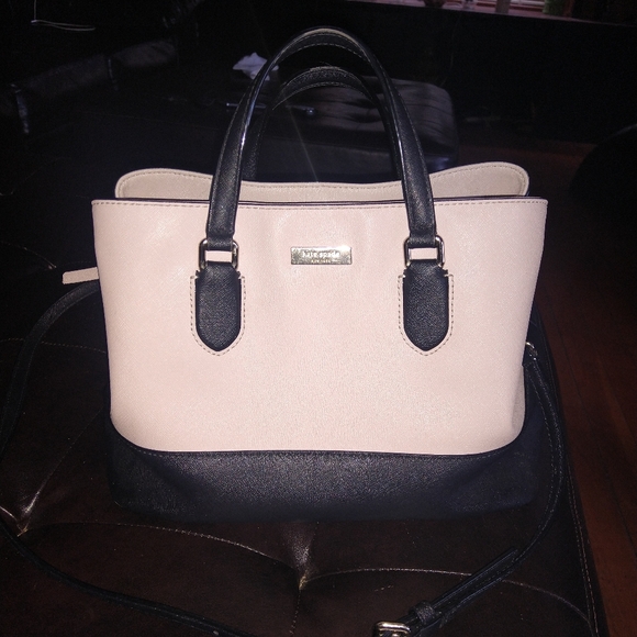 Kate Spade purse - Picture 1 of 5
